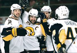 chris drury sabres.jpeg